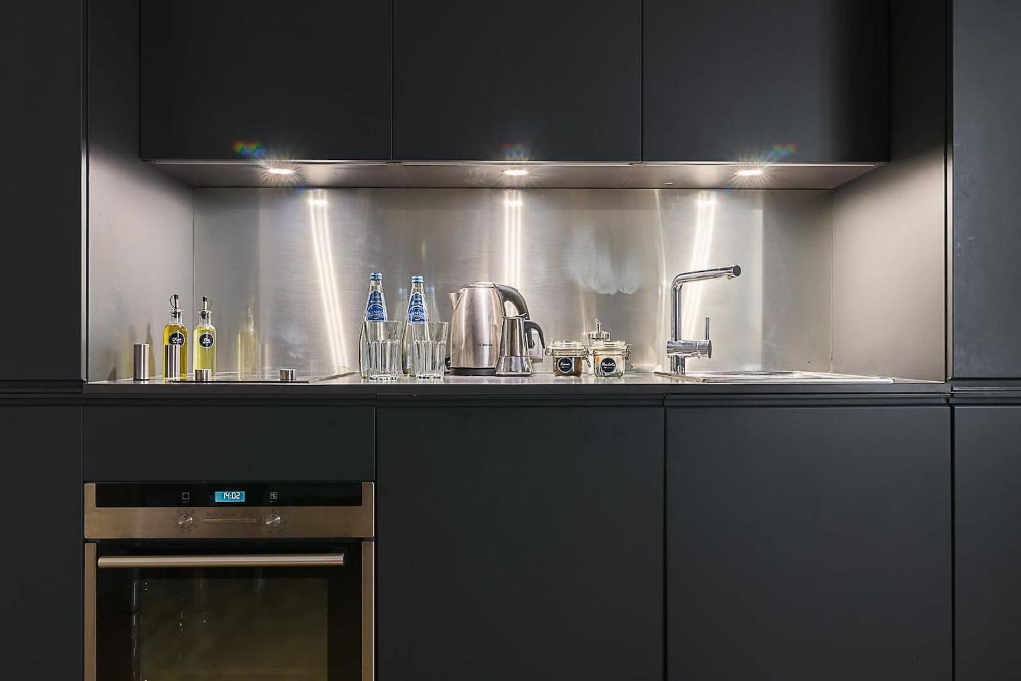 Rent Like Home - Hoza 39 วอร์ซอ ภายนอก รูปภาพ